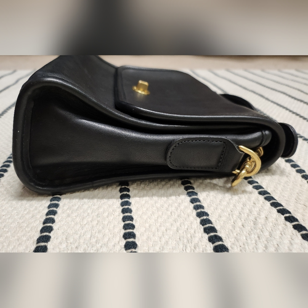 Vintage Coach Court Turnlock 9870 Leather Bag Black - Picture 6 of 13